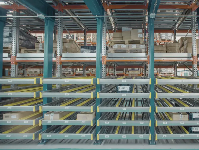 live storage for picking.webp